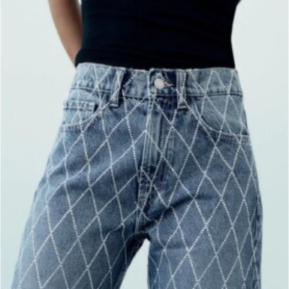 NEW House of Harlow Rhinestone Wide Leg Jeans | Size 4 (27) | light blue - Picture 5 of 13